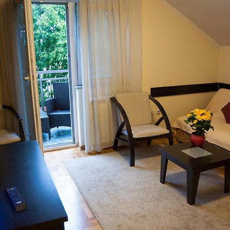 Villa Forest Βελιγράδι Εξωτερικό φωτογραφία